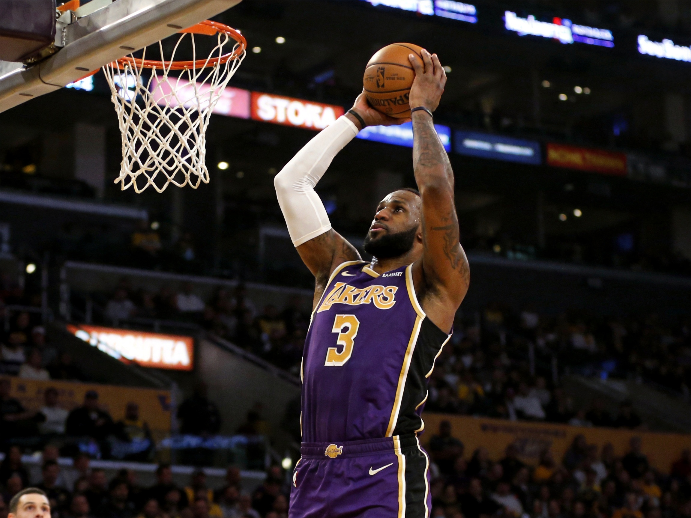 必一·运动(B-Sports)官方网站 - 湖人、视频集锦、更多、点击播放本周最佳进球合集、实时比分